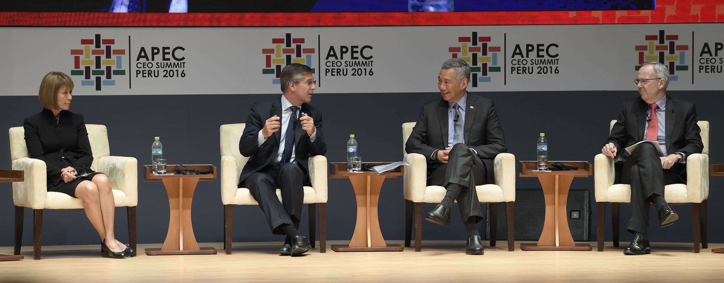 PMO PM Lee Hsien Loong At The APEC CEO Summit Forum Discussion On The