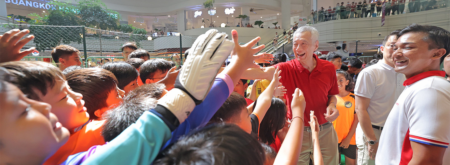 Pmo Sm Lee Hsien Loong At The Official Opening Of Buangkok Community Club